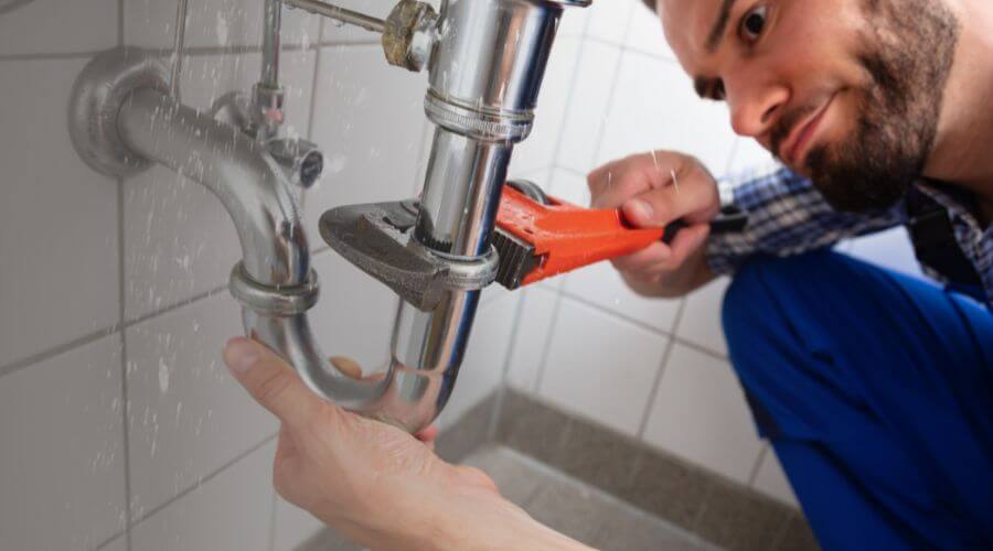 Professional same day plumber services in Aniwa, WI